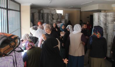 Antalya’da 3 milyonluk ürününü sel aldı: Kuru kalanları yarı fiyatına sattı