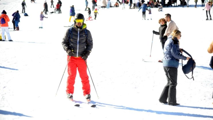 Uludağ’daki kayak yapmak isteyen turistlere uyarı: ‘Korsan öğretmenlere dikkat’