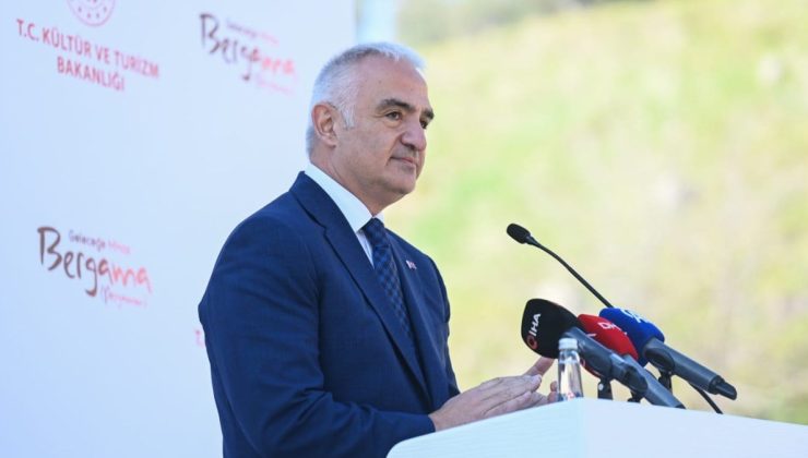 Bakan Ersoy, Geleceğe Miras Bergama Projesi tanıtımında konuştu