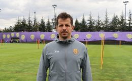 Emre Belözoğlu: Türk futbolu 30 seneye ancak düzelir