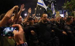 İsrailliler yine sokaklarda: Esir takası anlaşması ve Netanyahu’nun istifasını istediler