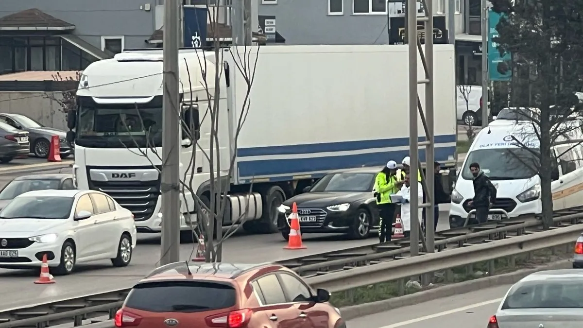 Kocaeli’de feci kaza: 16 yaşındaki sürücü hayatını kaybetti